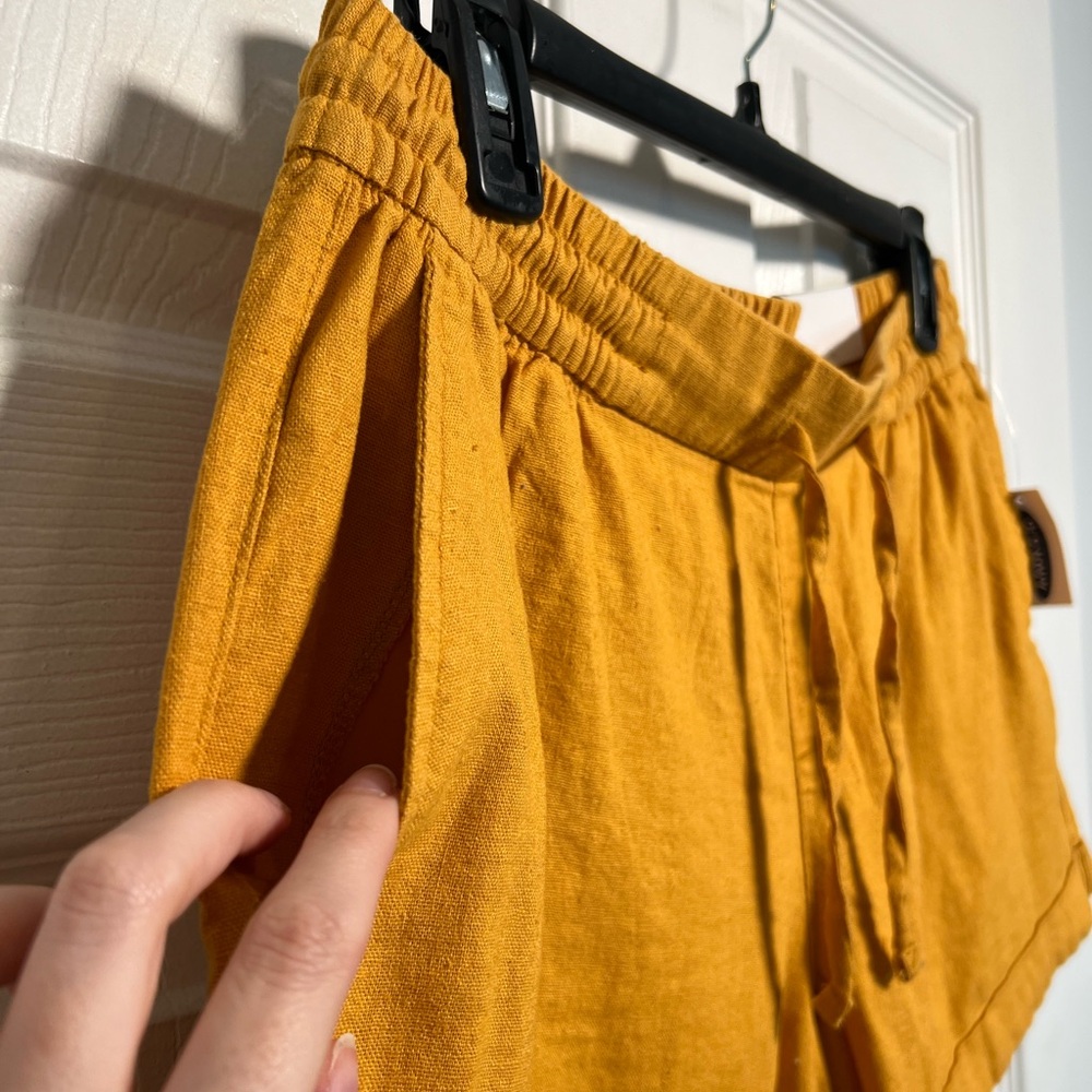 NWT Old Navy Drawstring Linen Blend Shorts - Picture 4 of 5